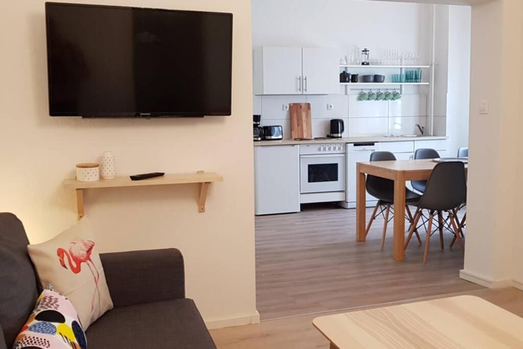 City Apartment Near Shooping Center, 6 Guests Berlin Exterior photo